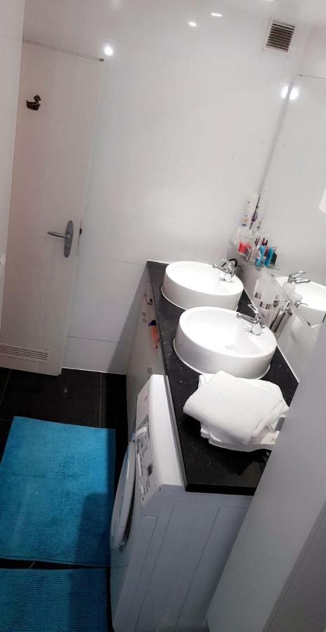 Sehr Schoene Drei Zimmer Deluex Wohnung In Sindelfingen Exterior foto